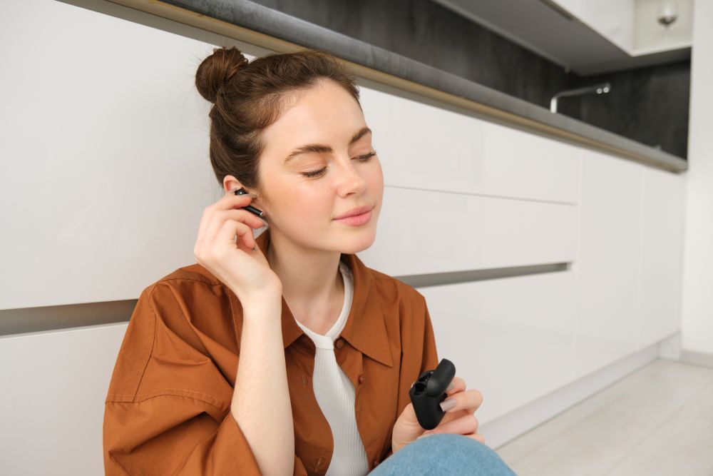 Aprender cómo conectar auriculares bluetooth es muy sencillo y lleva unos pocos segundos.